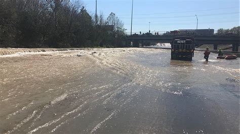 Massive water main break in Houston causes widespread issues | khou.com