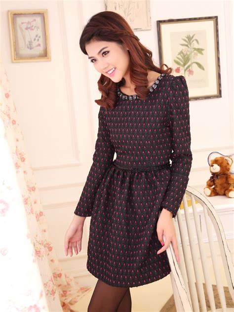 Slim Waist Charming Women Pearl Studded Slim Fit Dress