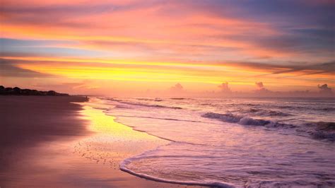 3840x2160 Sunrise On The Beach In The Summer Time At Ocean Isle Beach ...