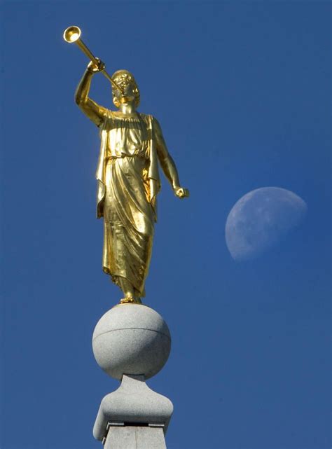 Facts about the Angel Moroni on the LDS temples | Angel moroni, Mormon ...