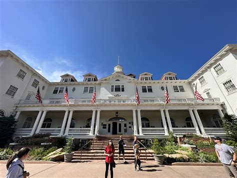 Stanley Hotel Tour: An Honest Review (including Historic, Ghost, and ...