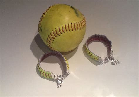 DIY - Softball Bracelets with charms | Softball bracelet, Baseball ...