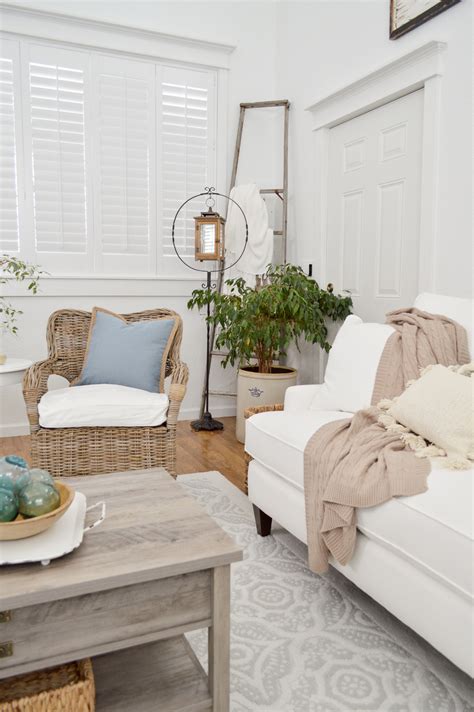 New Home Decorating Tips and Ideas | Coastal farmhouse decor, Coastal ...