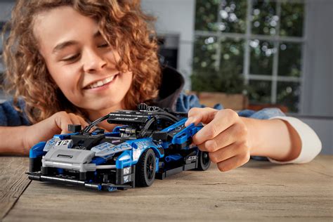 15 Best LEGO® Car Toys for Kids and Adults | Official LEGO® Shop AU