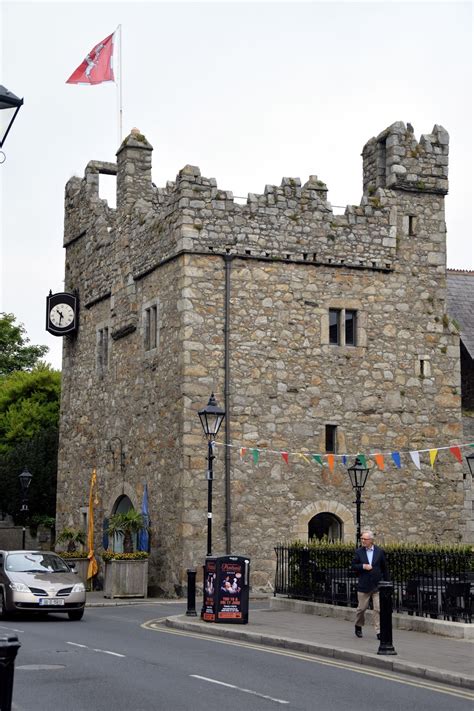 Enjoy your time with beautiful places: Dalkey Castles -Ireland