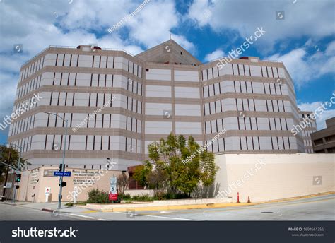 3 Twin towers correctional facility Images, Stock Photos & Vectors ...