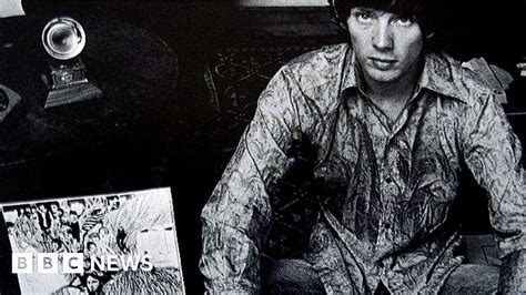 Revolver artist Klaus Voormann on The Beatles and 'mop tops' - BBC News