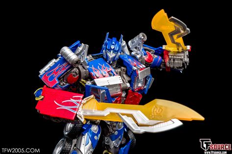 TFW2005's MPM-4 Optimus Prime Gallery | TFW2005 - The 2005 Boards