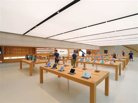 What you should know about Apple Orchard Road ahead of its May 27 ...