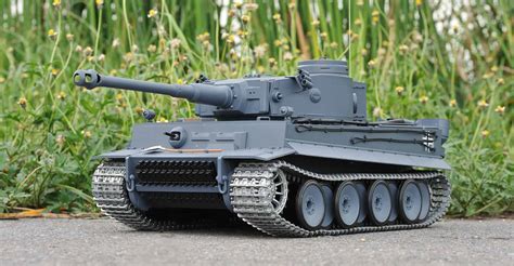 11 Best RC (Remote Control) Battle Tanks (Nov 2024 Review)