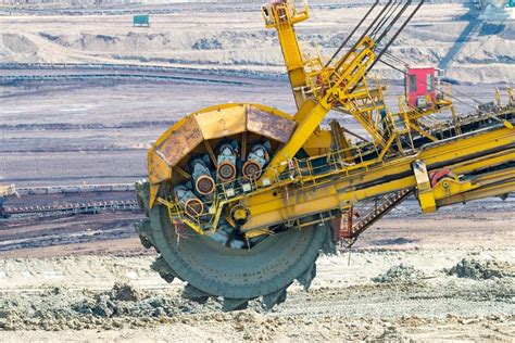 Video: Recent Developments to Mining Industry Productivity and Costs