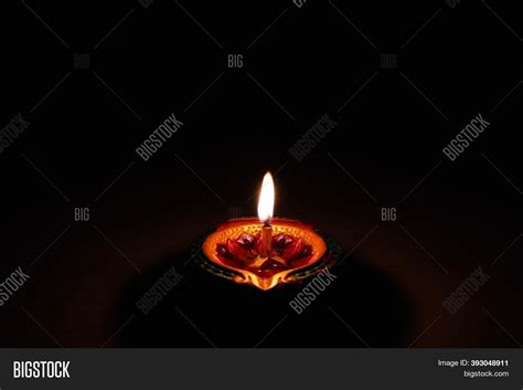 Diya Lamps Lit During Image & Photo (Free Trial) | Bigstock