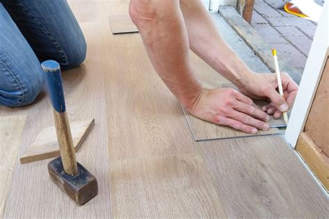 How and Which Direction to Install Vinyl Plank Flooring