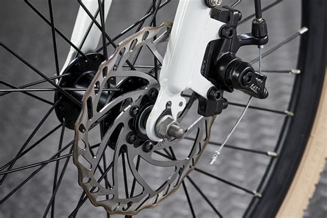 Mechanical disc brakes explained | The pros, cons and how to service ...