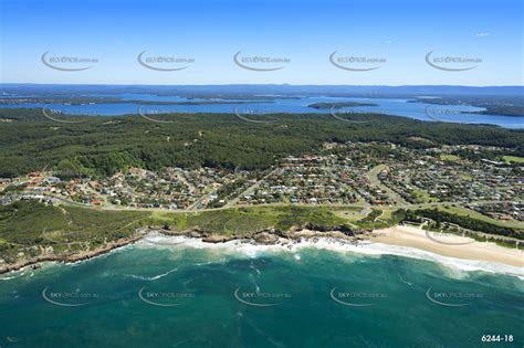 Aerial Photo Caves Beach NSW Aerial Photography