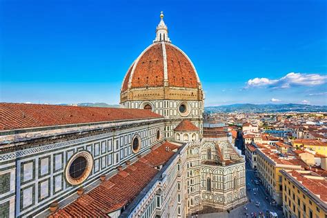 Exploring Piazza del Duomo in Florence: A Visitor's Guide | PlanetWare