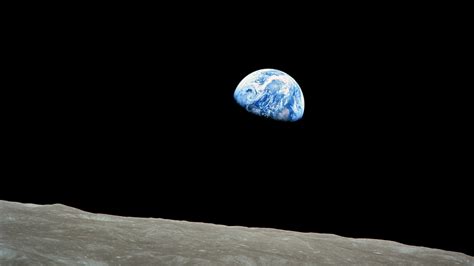 Apollo 8: Earthrise – Astronomy Top 100