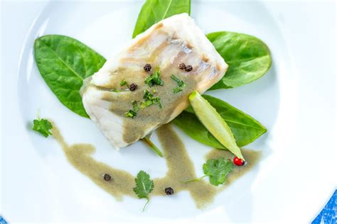 Lemon Sole with Cream and Sorrel Sauce