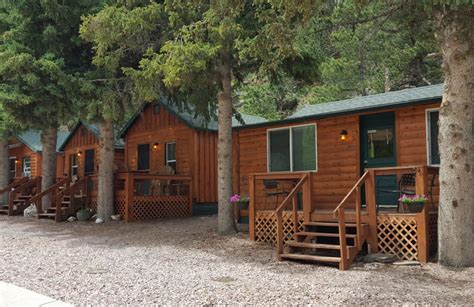 Cabins, Lodges & Resorts – Places to Stay | Hill City, SD