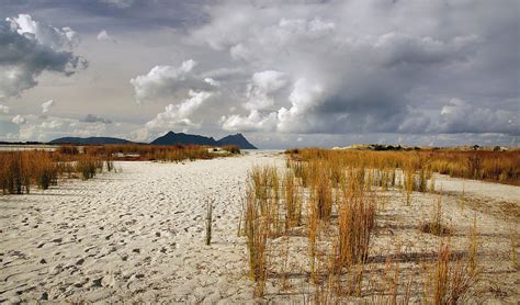 Ruakaka Beach. Before the rain. | Located 31km south of Whan… | Flickr