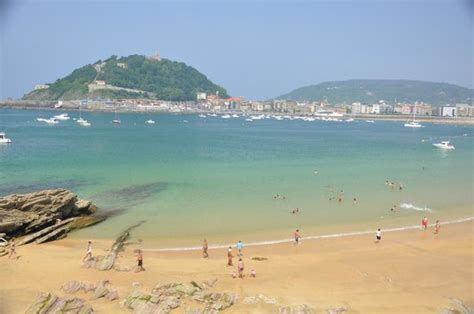 Ondarreta Beach Reviews - San Sebastian - Donostia, Guipuzcoa Province ...