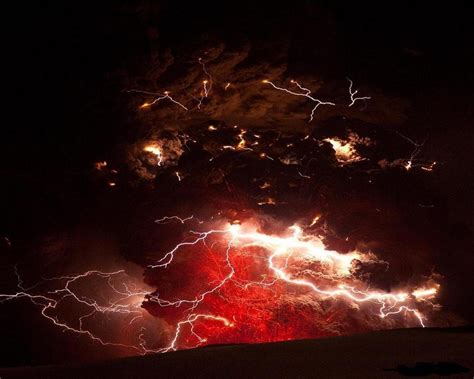 Volcanic Lightning Wallpaper - WallpaperSafari