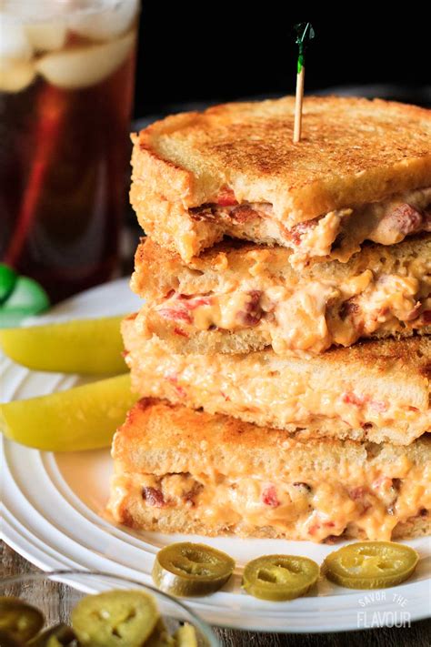 Grilled Pimento Cheese Sandwiches | Savor the Flavour