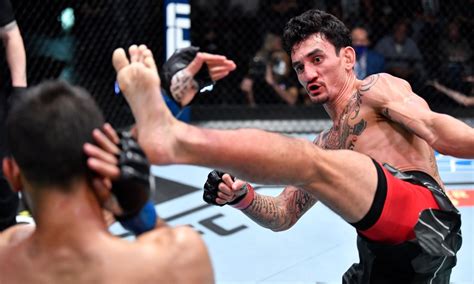 UFC Fight Night 197 bonuses: Holloway, Rodriguez obvious winner