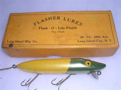 30 Antique Fishing Lures and Why They're Collectible | Field & Stream ...