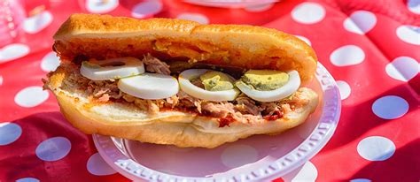 Fricassee | Traditional Sandwich From Tunisia | TasteAtlas in 2021 ...