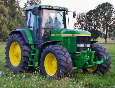 John Deere 7710 tractor: specifications and review