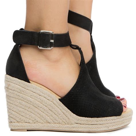 CITY CLASSIFIED Women's Cashier Wedges FD CASHIER BLK ISU - Shiekh