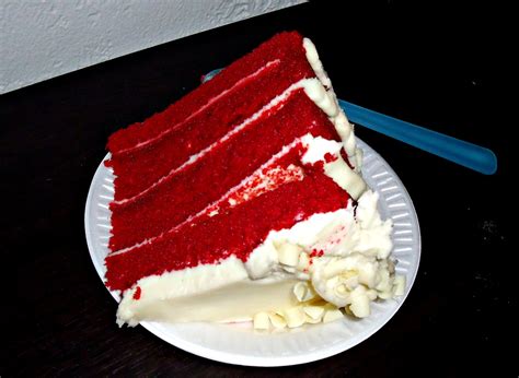 File:Red velvet cake slice.jpg - Wikipedia