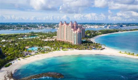 15 IDEAL Nassau, Bahamas Hotels for Cruise Visitors