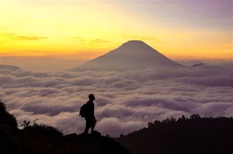 Tentang Dieng dan Isinya