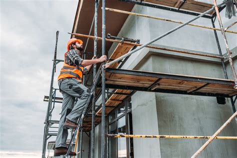 Weather and Your Scaffolding: Knowing When to Come Down