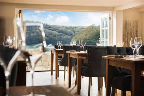 12 of the Best Places to Eat Out in Fowey | Restaurants, Cafes & Pubs ...