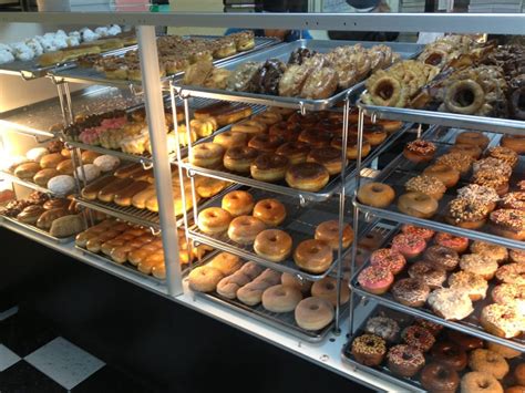 The Donut Shop - 10 Photos & 37 Reviews - Doughnuts - 8651 Elk Grove ...