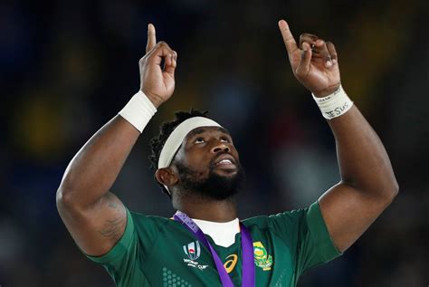 Scenes of joy as South Africa lift Rugby World Cup trophy | Gallery ...