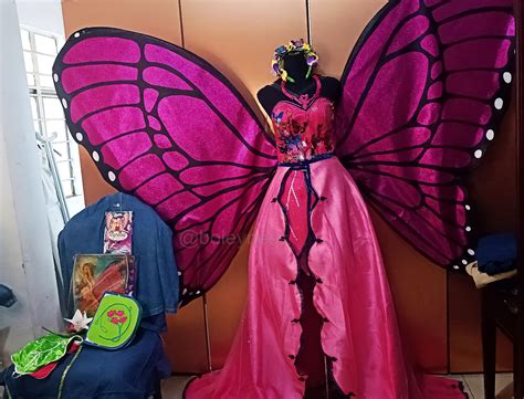 My Barbie Mariposa costume with wings for my Cosplay : r/Barbie