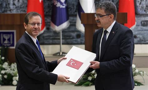 Israeli President Invites Türkiye’s Erdogan to Visit, Receives Envoy