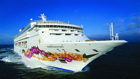 Cruise ship tours: Norwegian Cruise Line's Norwegian Sky