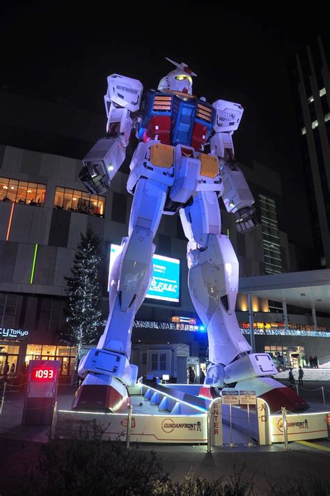 GUNDAM GUY: 1:1 Scale RX-78-2 Gundam Statue [Gundam Front Tokyo ...