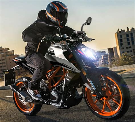 2023 KTM Duke 390 Price, Specs, Top Speed & Mileage in India (New Model)