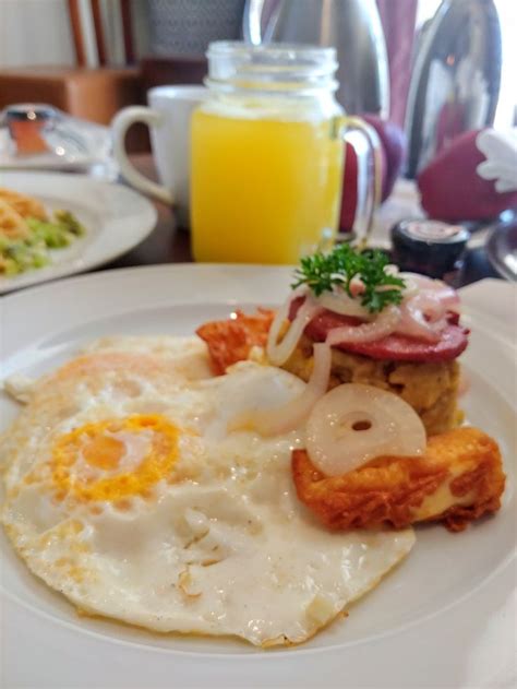 Traditional Dominican Breakfast in 2020 | Traveling by yourself, Travel ...