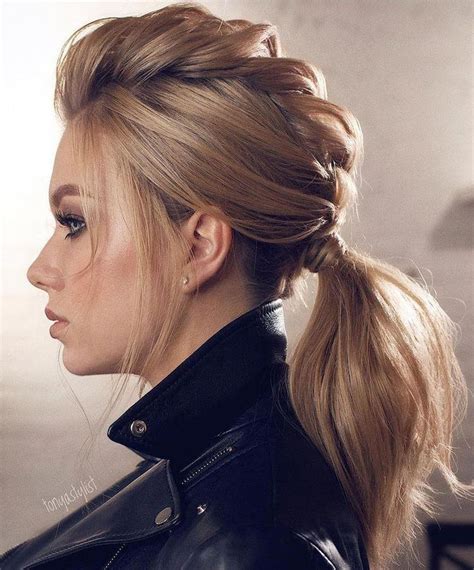 Edgy glam rock hairstyles #FormalsHairstyle | Long hair styles, Hair ...