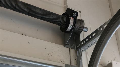 Ways to Tell When Your Garage Door Cable Needs Replacing