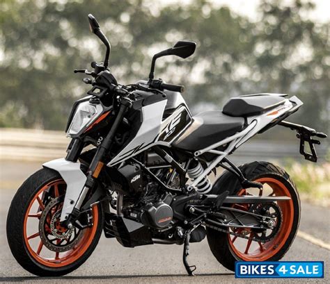 KTM Duke 200 2020 price, specs, mileage, colours, photos and reviews ...