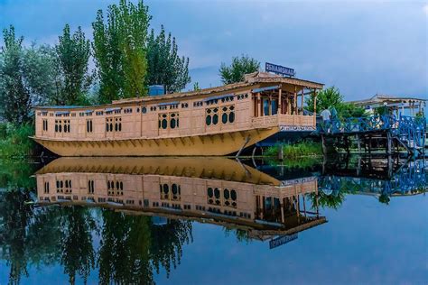 Houseboats, Dal Lake, Srinagar, Kashmir, Jammu and Kashmir State; India ...