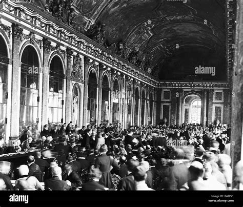 Peace Treaty signing in 1919 Hall of Mirrors Palace De Versailles Stock ...